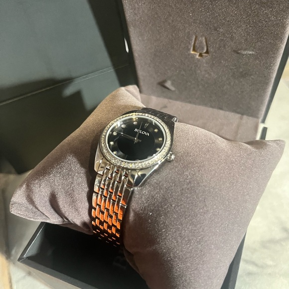 Bulova women’s classic black dial